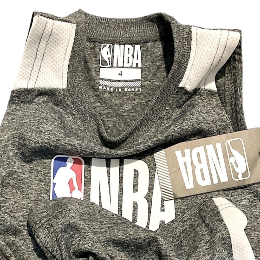 NWT 2 Piece Little Boys NBA Short Sleeve Outfit with Matching Shorts Size 4 - Picture 2 of 2